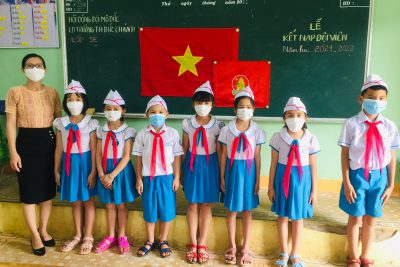 LỄ KẾT NẠP ĐỘI VIÊN LỄ KẾT NẠP ĐỘI VIÊN